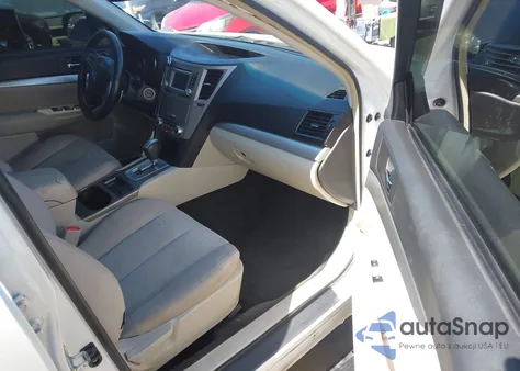 2014 Subaru Outback 2.5I Premium из США, поврежденный, VIN 4S4BRBDC0E3222022